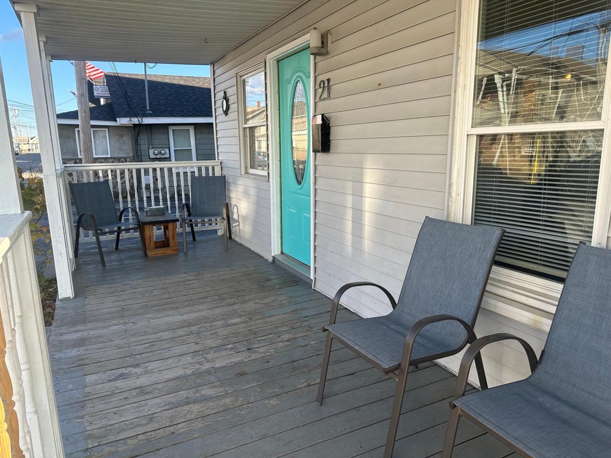 Nautical Beach Properties Hampton Exterior photo